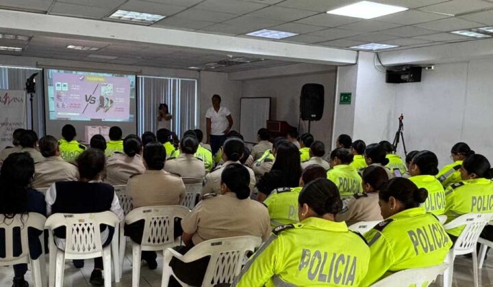 policias-romina-sumak-warmi